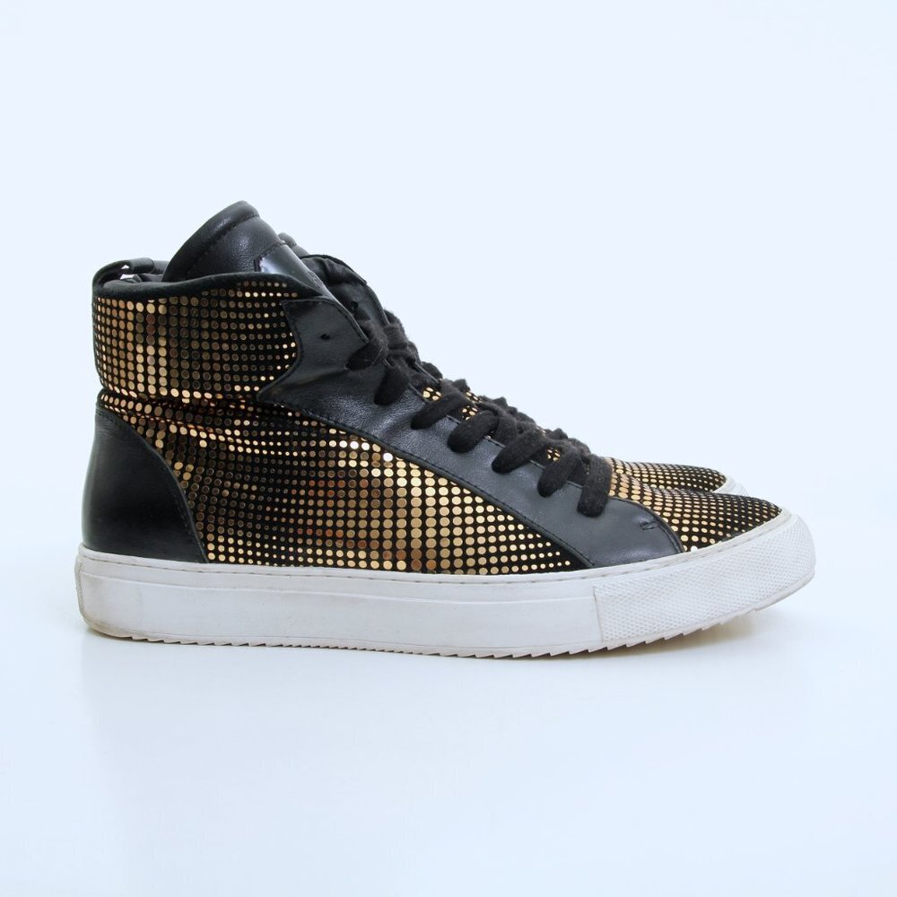 Red Dragon Fly Goldtone Embellishments High Top in Gold Black Women Size 10